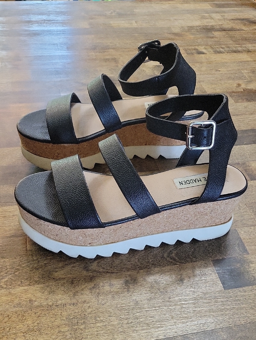 Steve Madden Kristen sandals Platform Ankle Strap Size 7